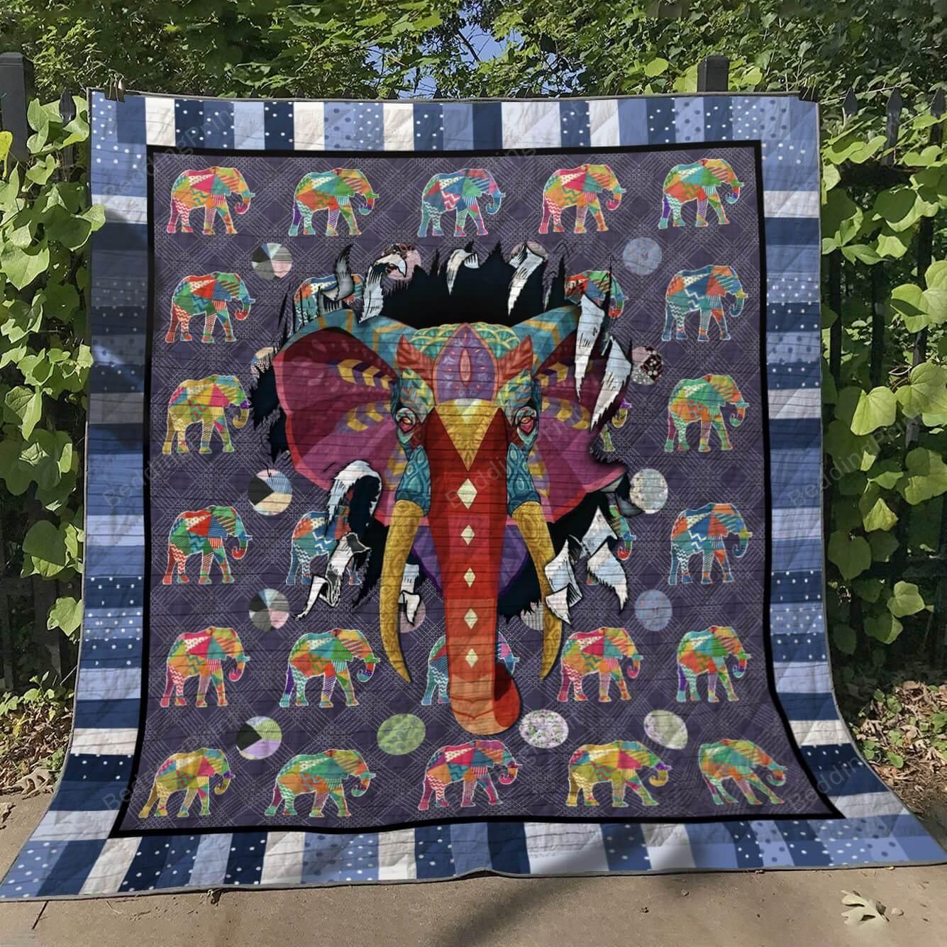 Elephant Ver5 Quilt Blanket