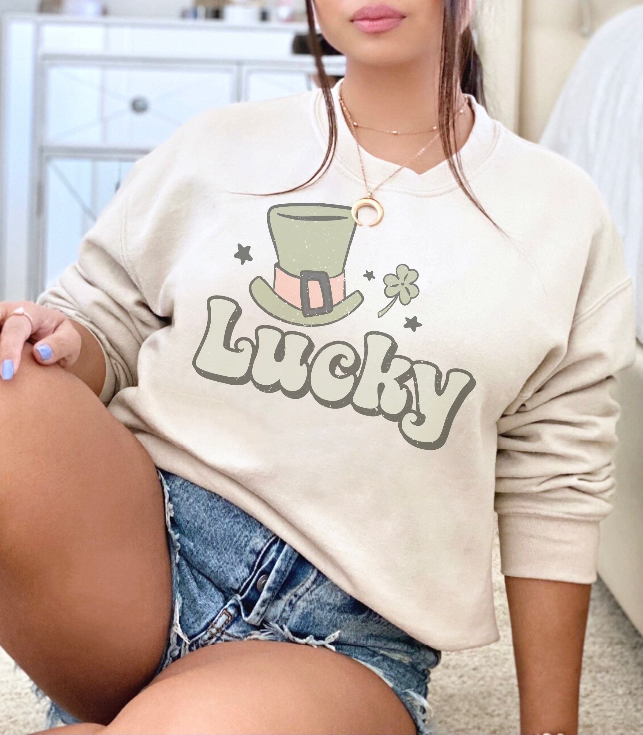 St Patricks Day Sweatshirt – Leprechaun Sweatshirt – Shamrock Sweatshirt – St Pattys Day Sweatshirt – Irish Day Sweatshirt – Cute Shirt