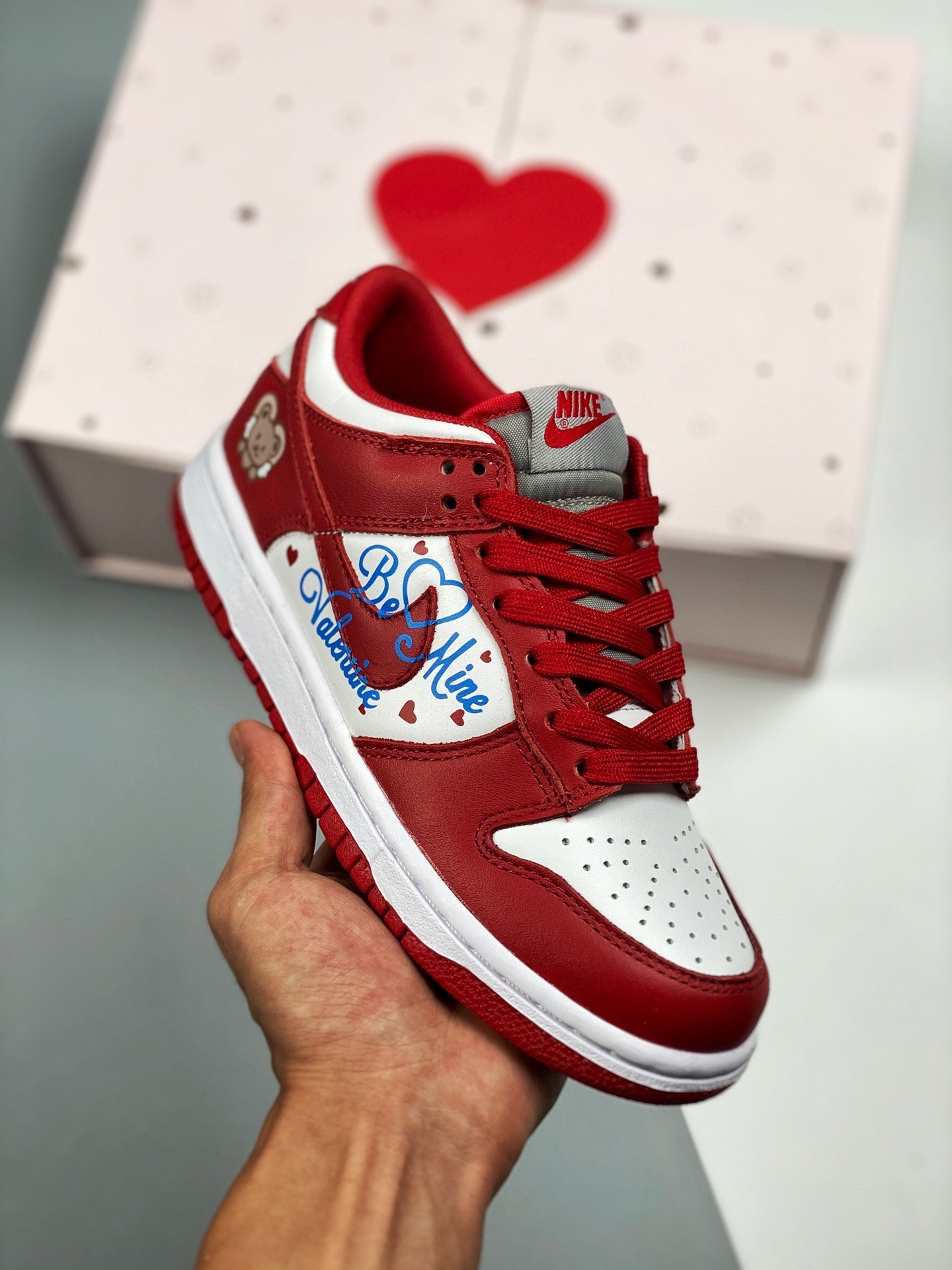 Nike SB Dunk Low Valentine’s Day 5339135