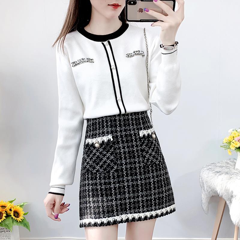 Woman Knit Set Female O-neck Sweaters and Mini Skirt Suits Ladies Two Piece Set Long-sleeve Knit Tops Plaid Skirt Outfits Q262 alx