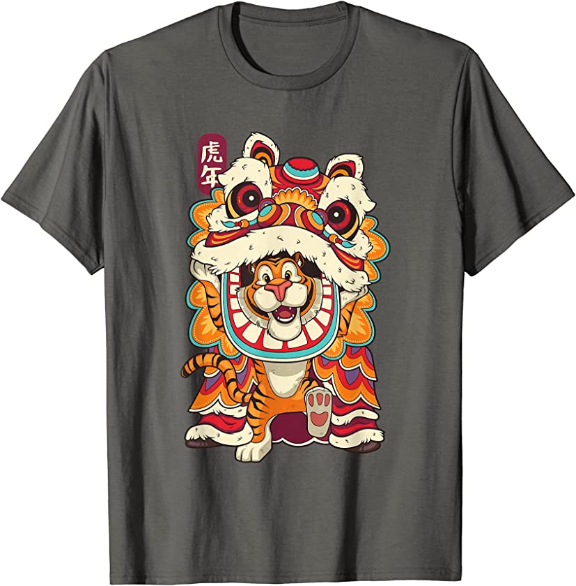 Chinese New Years For Men Dancing Tiger Dragon T-Shirt