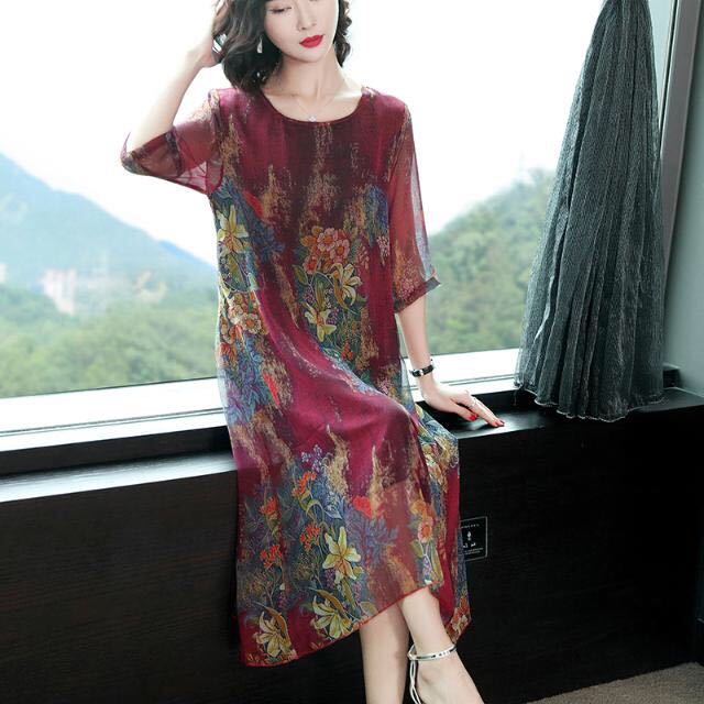 Special Sale Middle-aged Mother Chiffon Dress Summer 2021 New Elegant Round Neck Loose Plus Size Long Printed Beach Dress alx