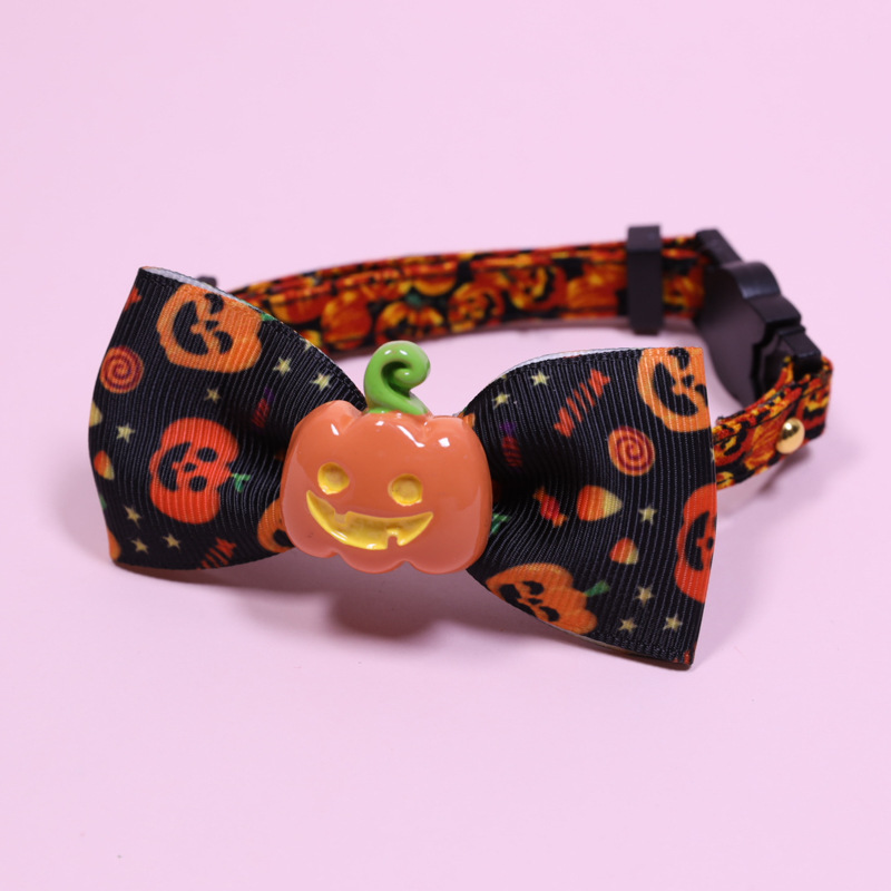 Dog Collars New Halloween Adjustable Bell Pet Cat Collar Funny Cute Kitten Puppy Necklace Samll Middle Size 18-32CM 1PCS Collars alx