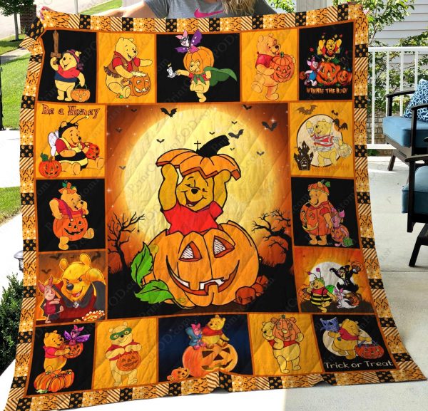 Winnie The Pooh Halloween Quilt Blanket