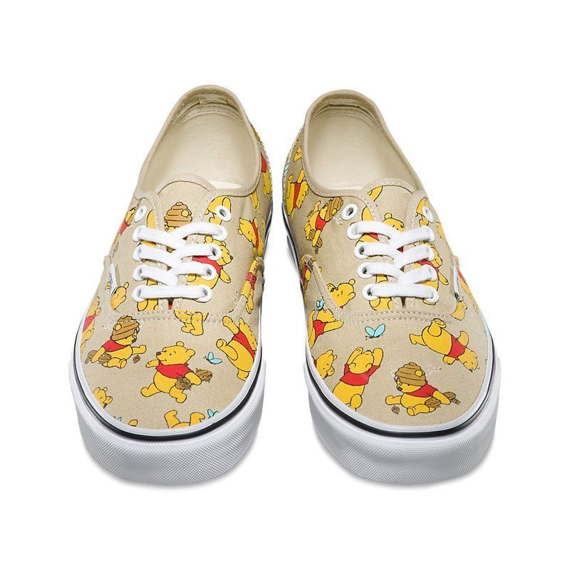 Winnie The Pooh 26 Lace Up Shoes