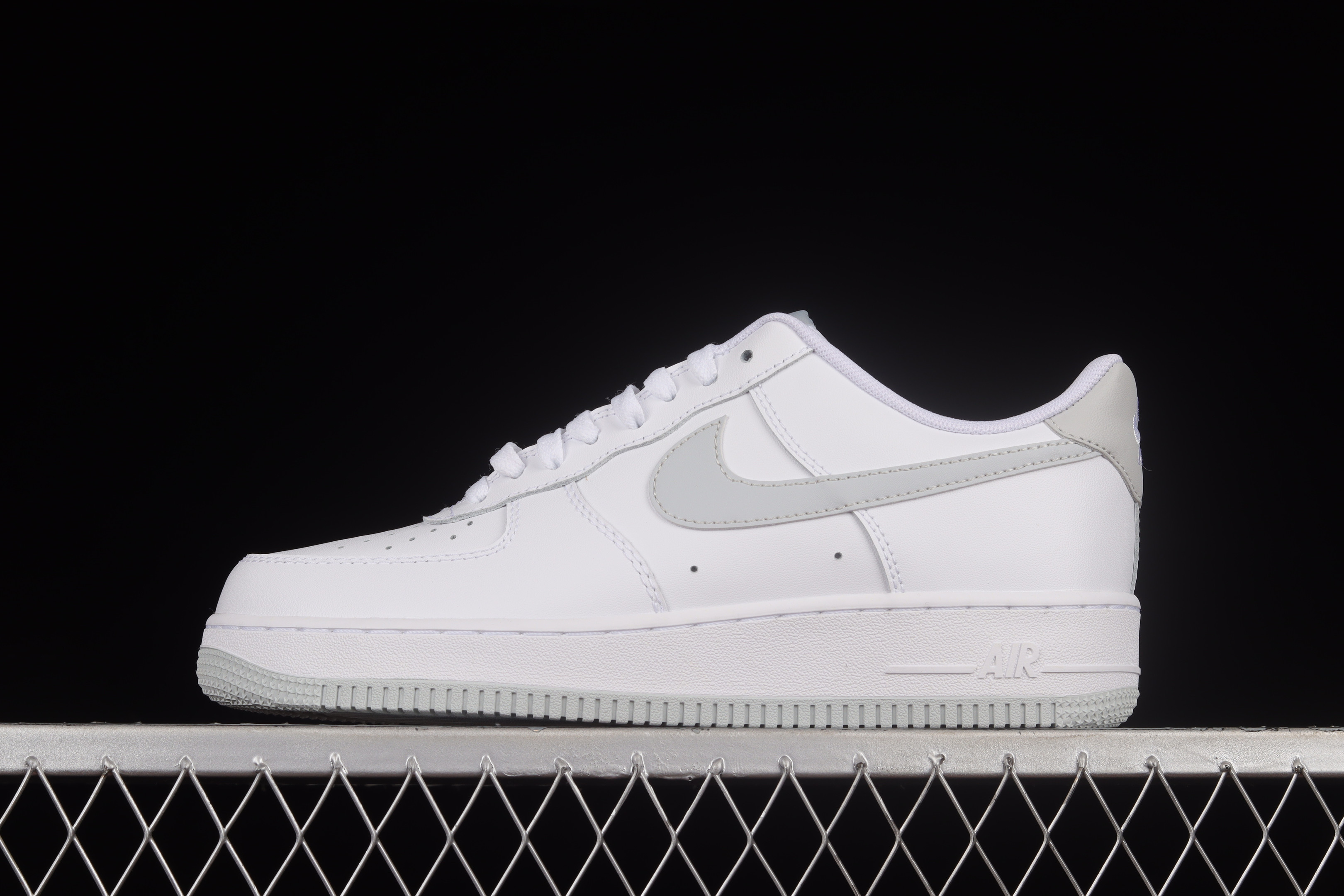 Nike Air Force 1 Low ’07 Pure Platinum Shoes Sneakers SNK656311976