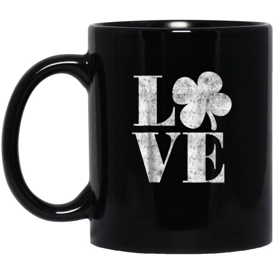 Cute Vintage Love Shamrock St Patricks Day Mug