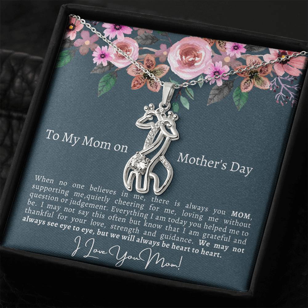 To My Mom On Mother’S Day Hugging Giraffe Necklace