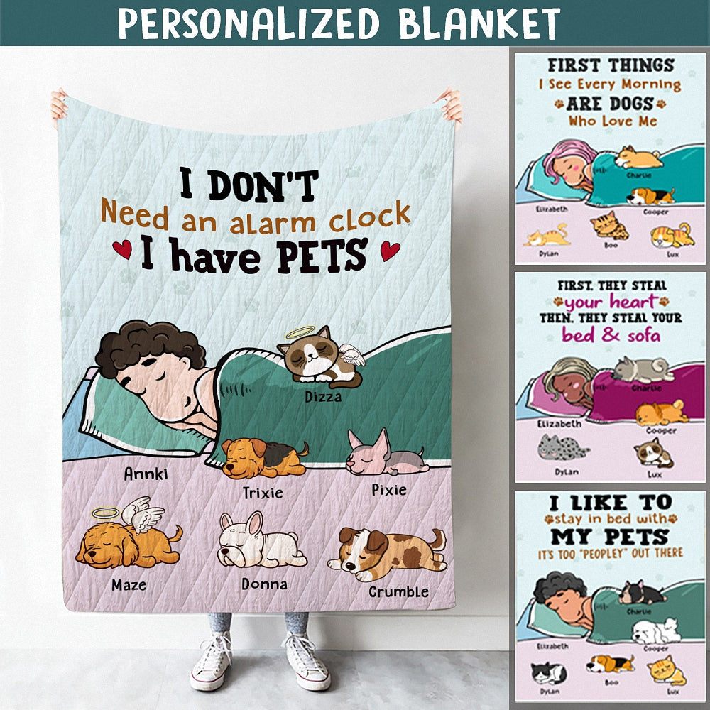 Excoolent Personalized Quilt/Blanket For Pet Lovers – Cute Gift With Personalized Dogs/Cats Breed, Hair, Skin Color & Names – Mom With Lazy Pets – (Up To 6 Pets/Dogs/Cats)