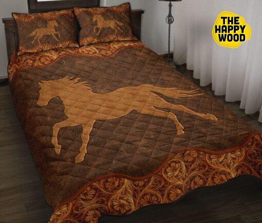 Horse Run Flower Leather Style Quilt Bed Set And Pillow Covers