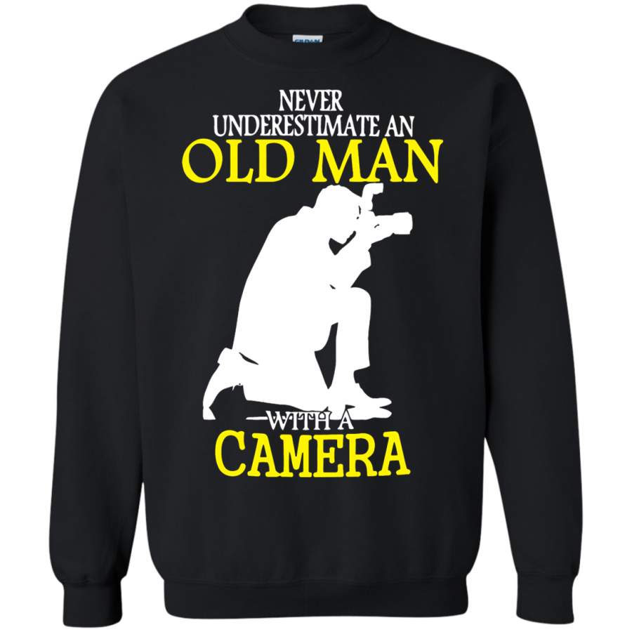 AGR Never Underestimate An Old Man With A Camera Sweatshirt