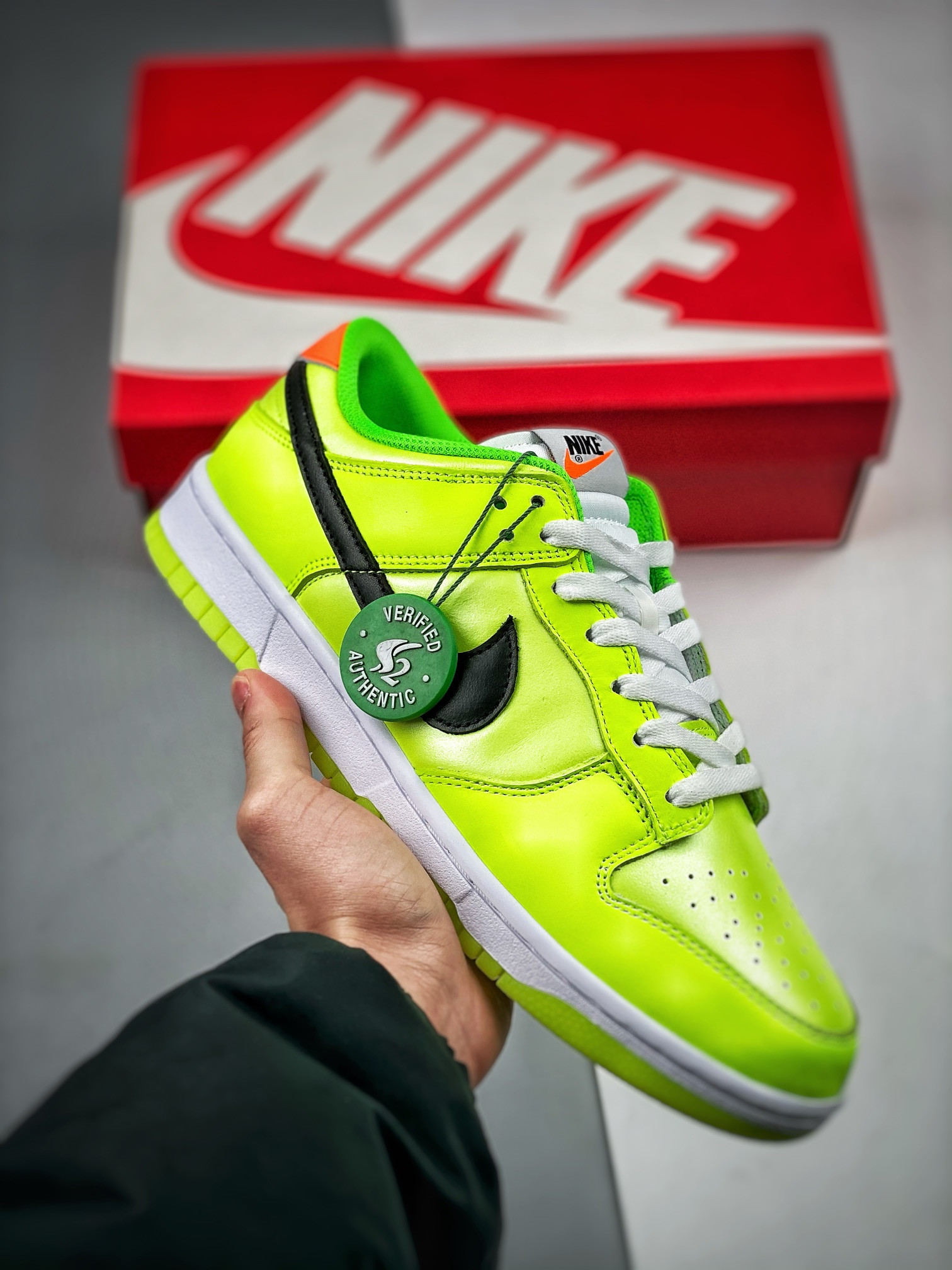 Nike Dunk Low Glow in the Dark Venom GreenBlack-Glow FJ4610-702 5339410