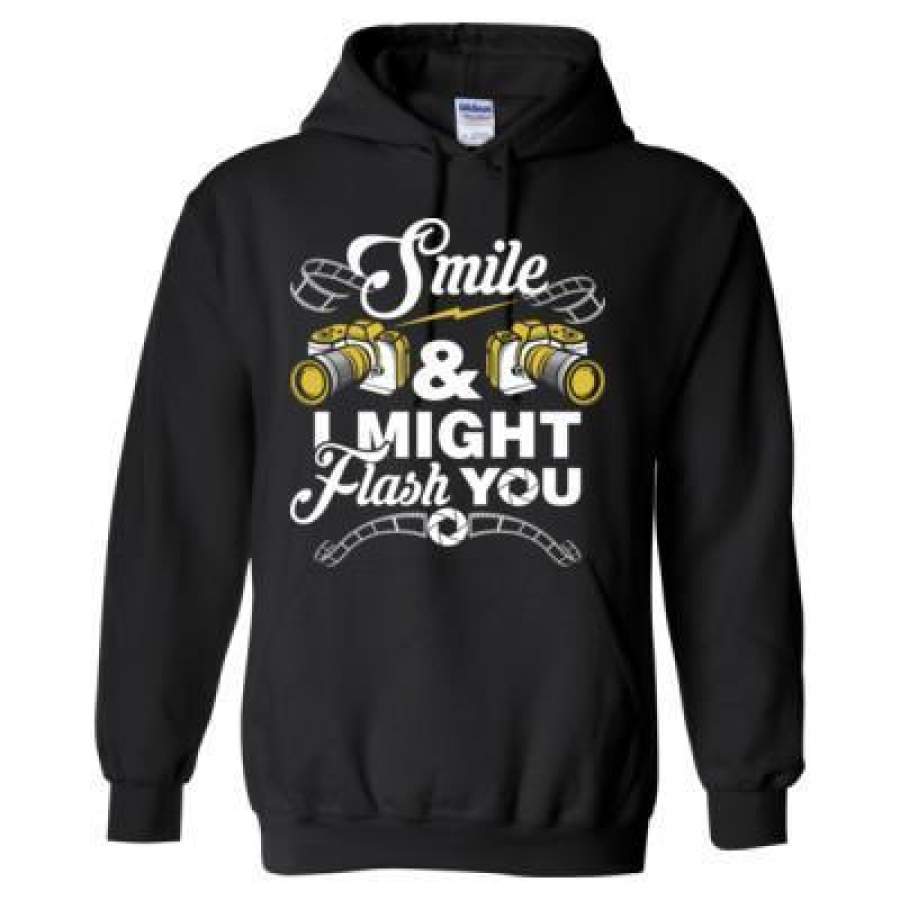 AGR Smile & I Might Flash You – Heavy Blend™ Hooded Sweatshirt