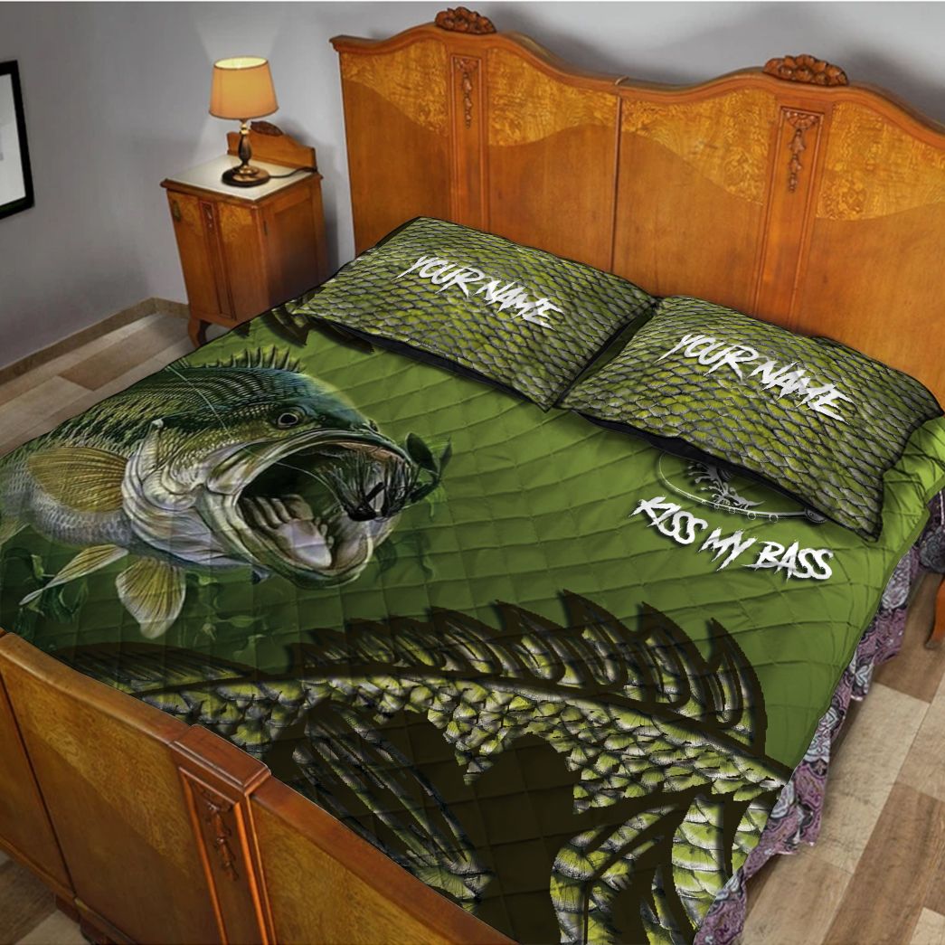 Casespring 3D Kiss My Bass Custom Name Quilt Set