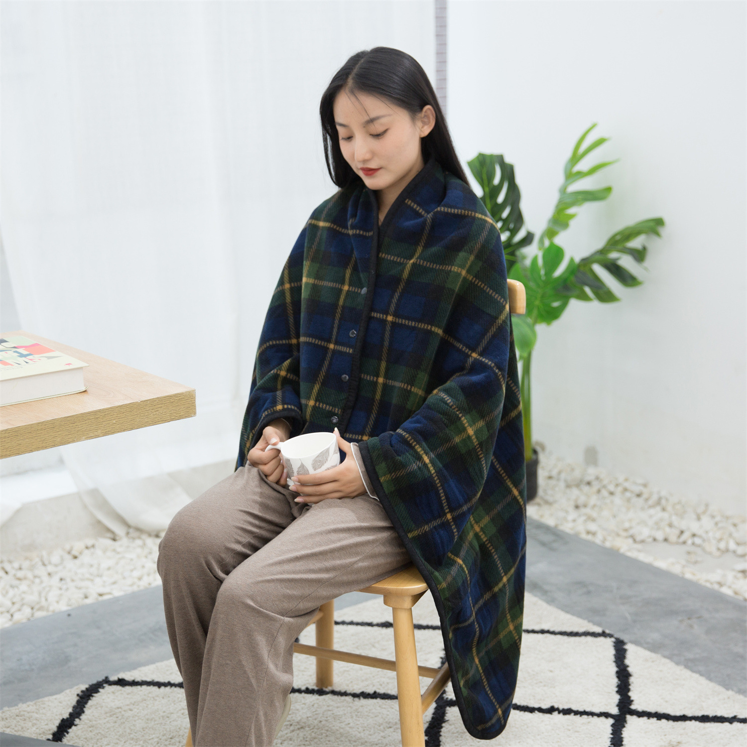 1PC Nordic Plaid Soft Lazy Hygroscopic Heating Blankets Shawl Blankets Suitable For Office Lunch Sleep Break Travel Airplane alx