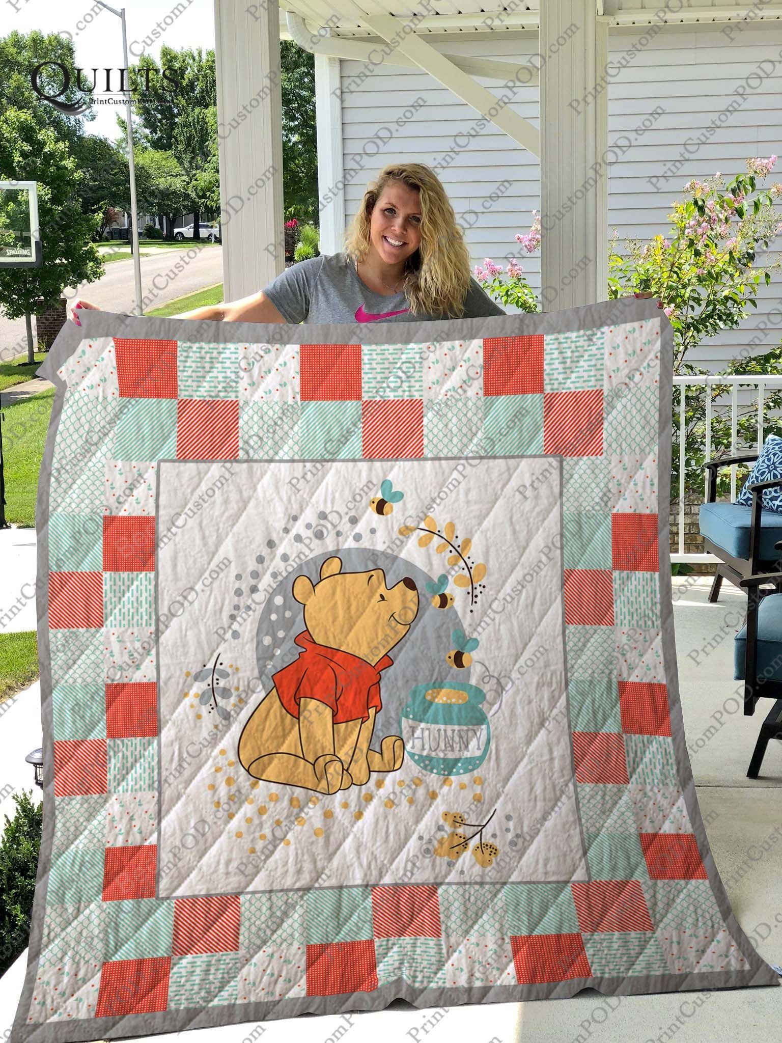 Winnie-The-Pooh Quilt Blanket