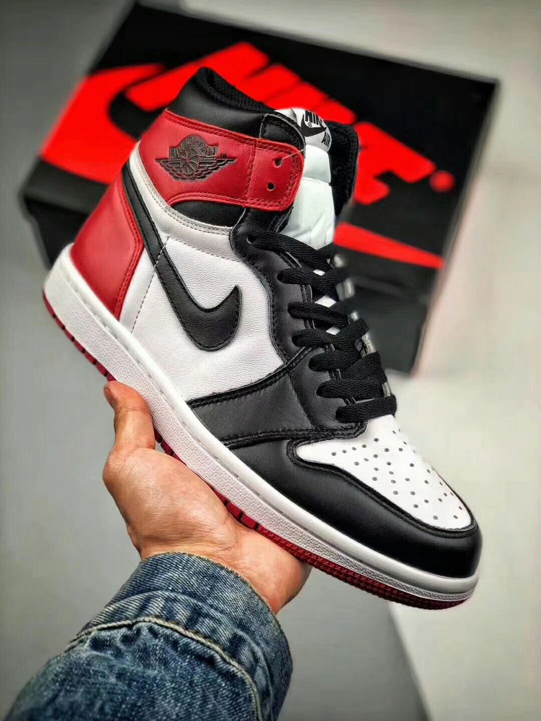 JD 1 Retro High OG Black Toe 555088-125 5341525