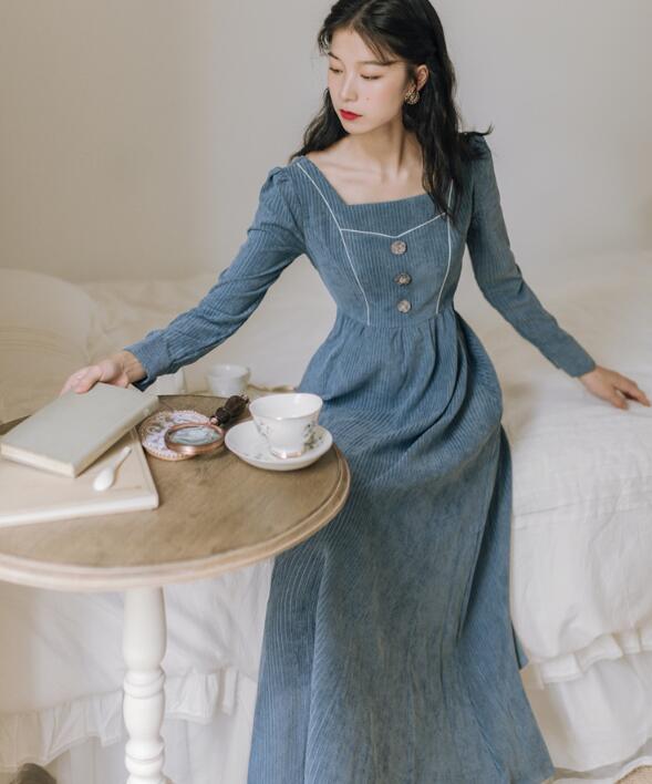 2021 Autumn Winter New Arrival Retro Square Collar Stripe Long Sleeve Woman Velvet Long Dress alx