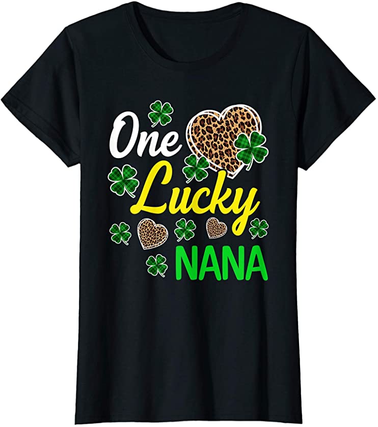 Womens One Lucky Nana Lucky Shamrock St Patrick’s Day Leopard T-Shirt