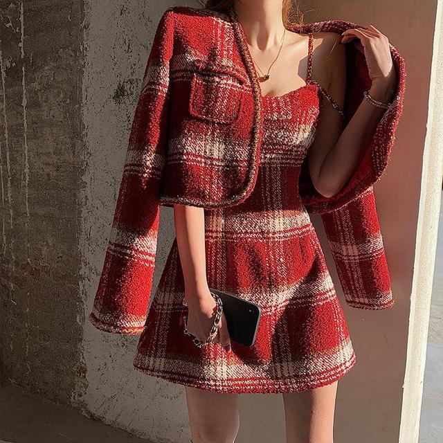 Winter New Female Chic Woolen Two-Piece Sets Christmas Red Hepburn Style Jacket + Plaid Suspender Dress Suits alx