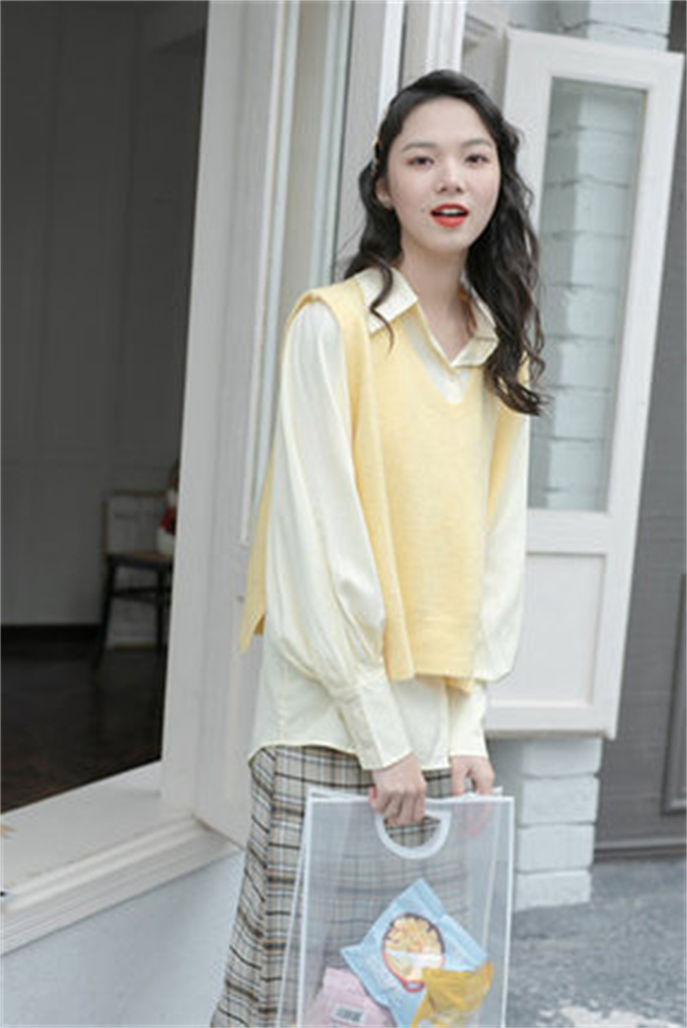 Sweater Vest Women Design Side-button Yellow Spring Vintage Loose Knitting Solid Soft Breathable Casual Warm Retro Temperament alx