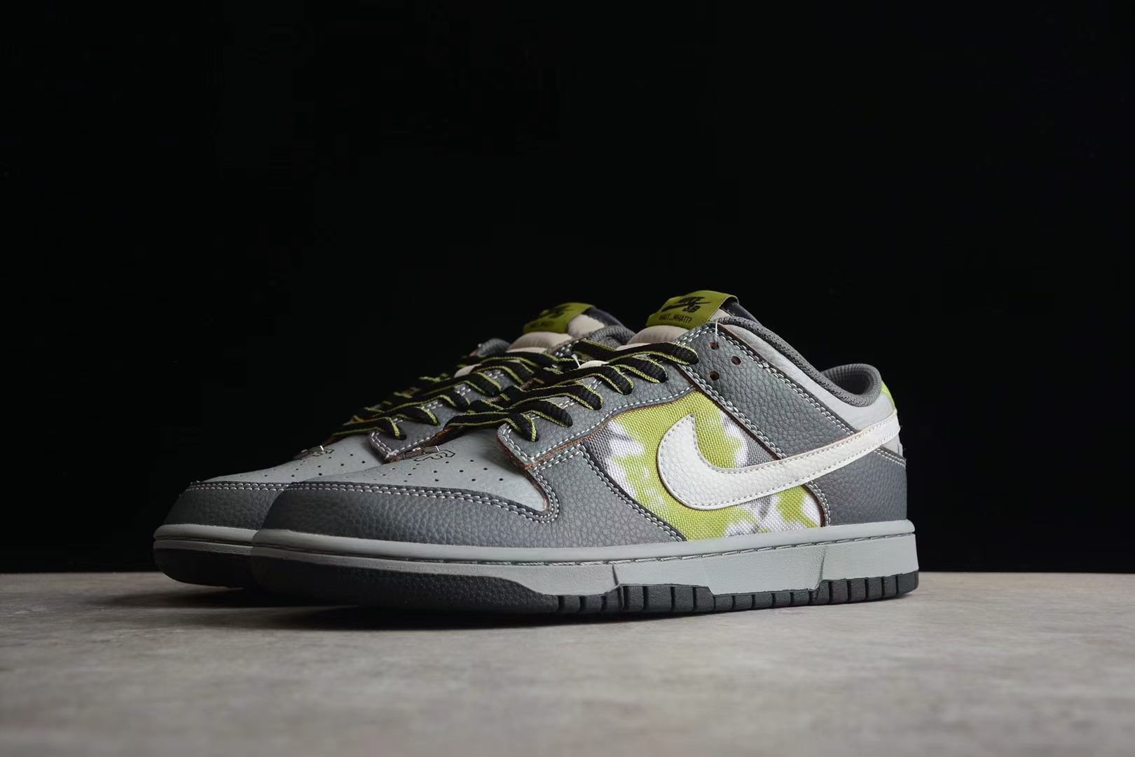 Nike SB Dunk Low GoddessCamouflage Shoes Sneakers SNK727824622