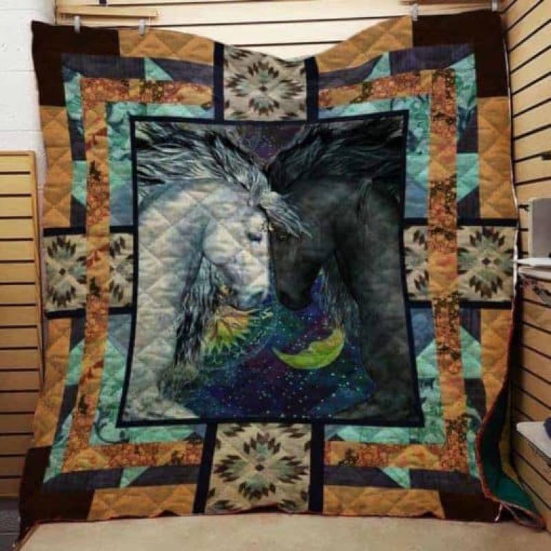 Horse D0501 81O39 Blanket