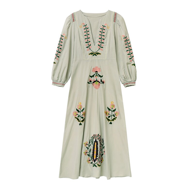 The new 2021 Positioning heavy industry embroidery craft V-neck long dress Bohemian holiday style alx