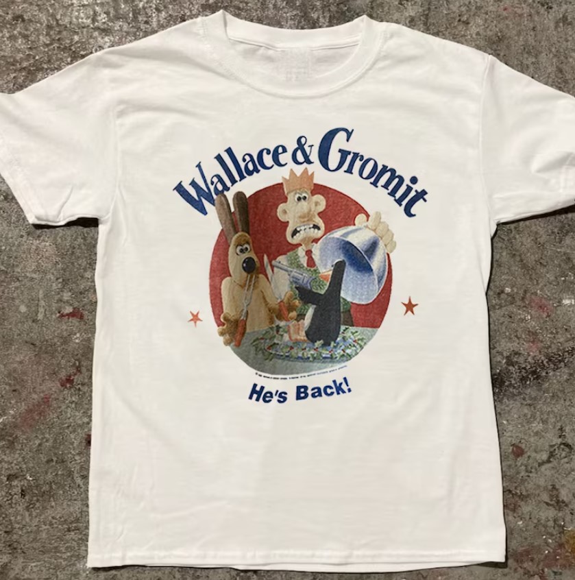 Wallace and Gromit Cartoon He s Back 1989 Tee Shirt Outfit