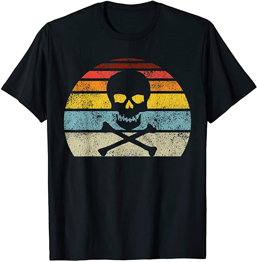 Vintage Pirate Skull Crossbones Flag Retro Style Halloween T-Shirt