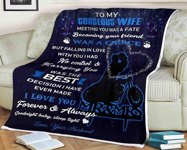 To My Gorgeous Wife Family Blanket Meeting You Was A Fate Becoming Your Friend Was A Choice,Gift For Wife Family Home Decor Bedding Couch Sofa Soft And Comfy Cozy