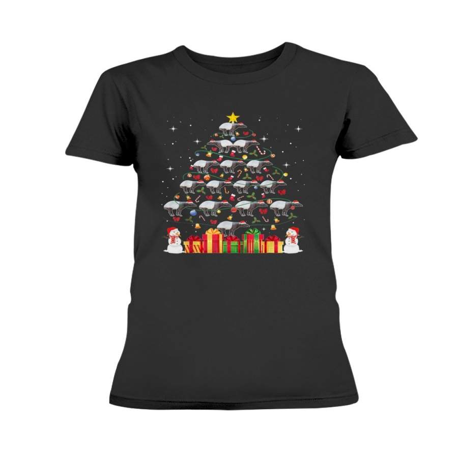 Tapir Christmas Tree Cute Xmas Gift Lover Lights Animals T-shirt