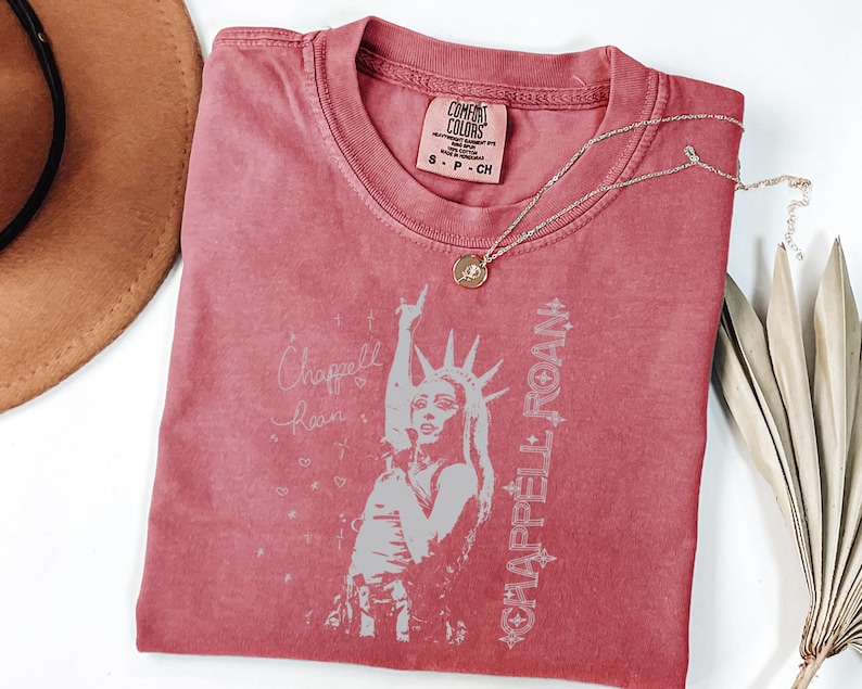 Comfort Colors®Chappell Roan Graphic Tee, Unique Concert T-Shirt ...