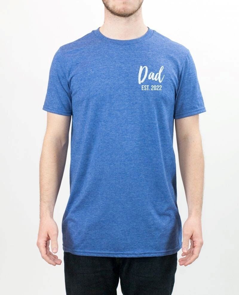 Dad Est 2024 Shirt, Dad Gift, Fathers Day Shirt, New Dad T-Shirt, Gift For Dad, Dad Reveal, Father's Day Gift, Custom Dad Shirt, Dad Tee, Graduation Shirt Ideas 2024, Funny T-Shirt Sayings - Vivavogue Fashion - Bluey Mom