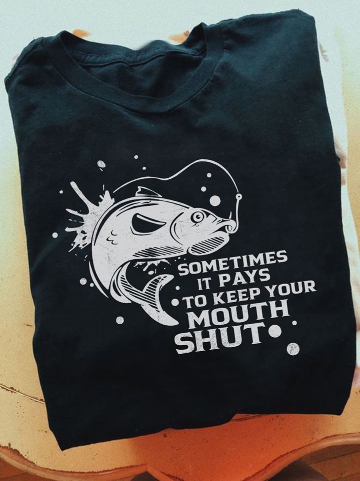 Sometimes It Pays To Keep Your Mouth Shut Standard Men T-shirt