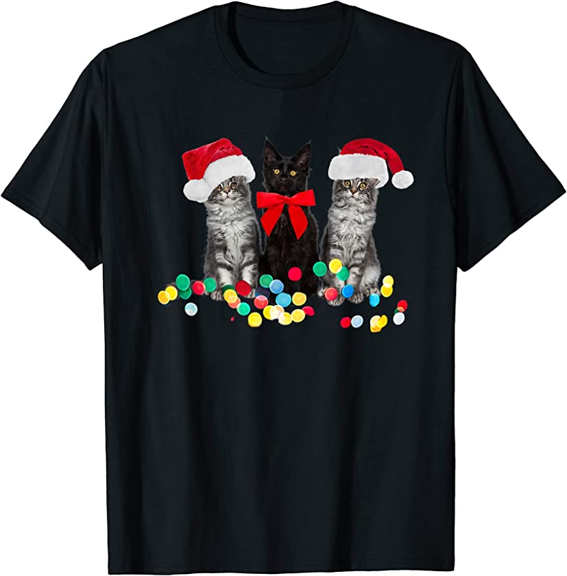 Three Kittens with Hats Tangled Christmas Lights Cat Decor T-Shirt