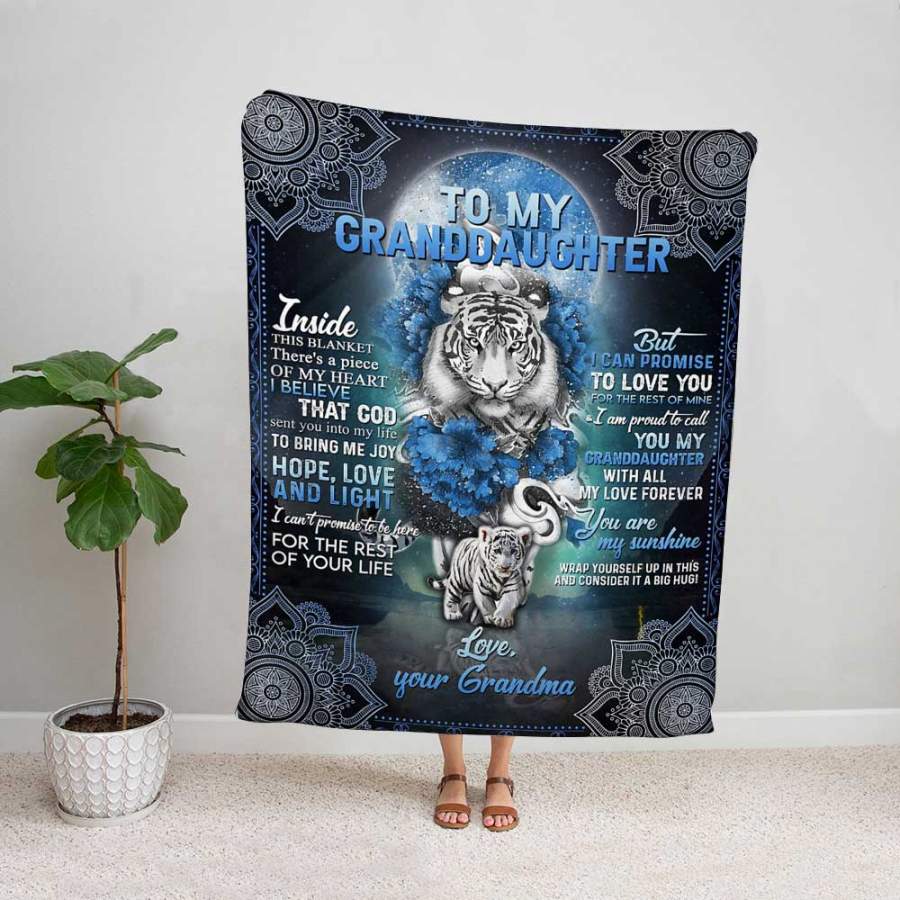 White tiger grandma to my granddaughter i can promise to love you for the rest of mine blue flowers fleece blanket/ sherpa blanket