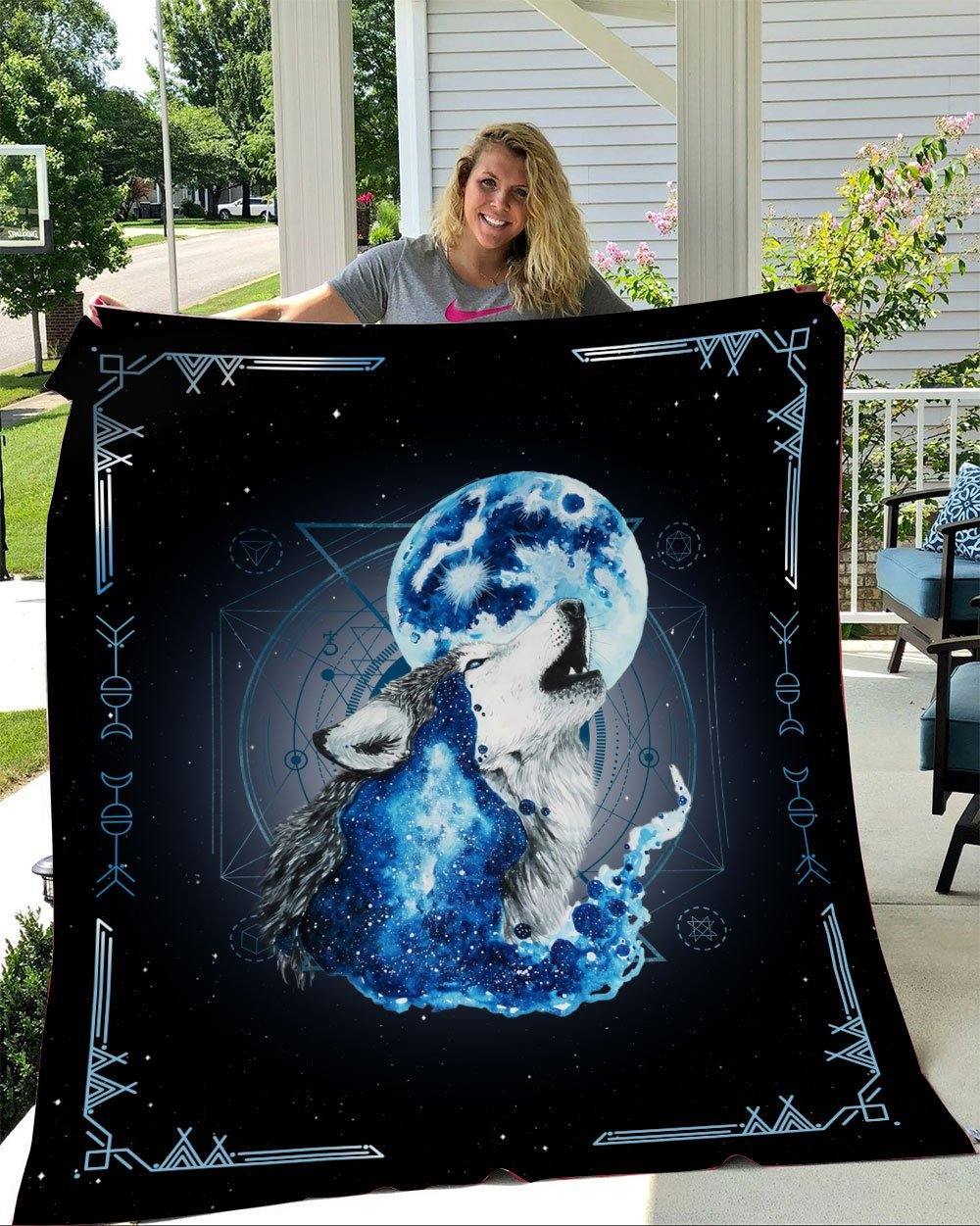 Wolf Moon – Gifts For Wolf Lovers Home Decor Gift For Family – Sherpa Blanket Fleece Blanket