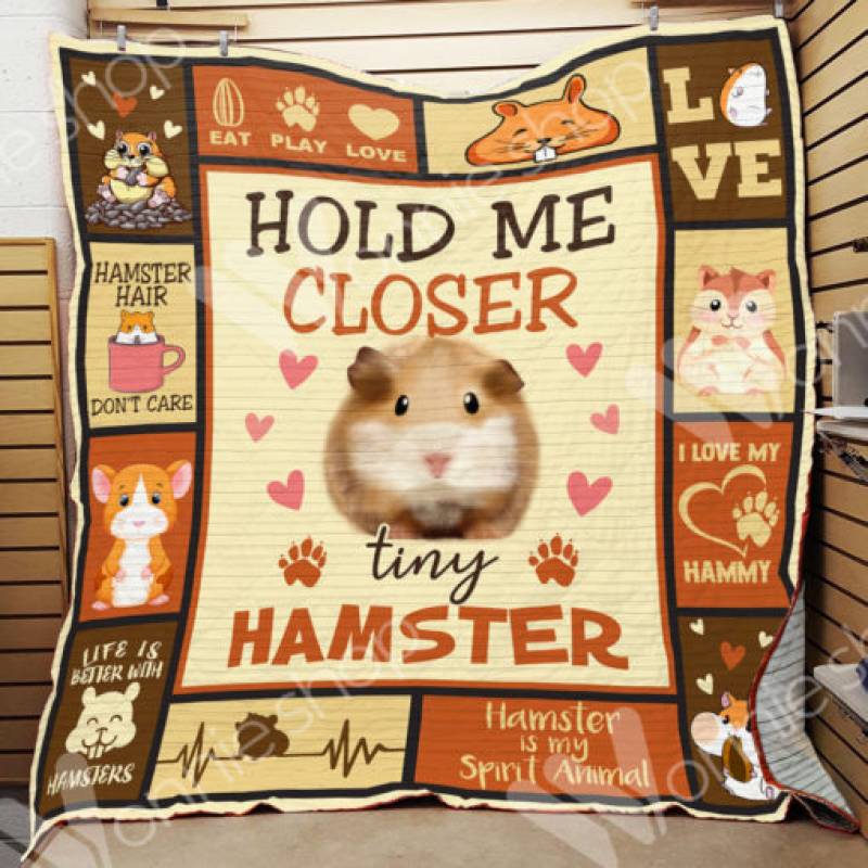 Hamster Blanket NOV2002 77O42