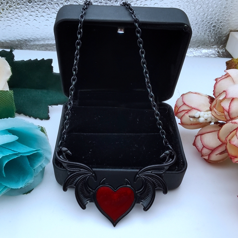 Black Red Love Pendant Necklace for Women Bat Wing Necklaces HALLOWEEN PARTY GIFT Luxury Jewelry Wholesale alx