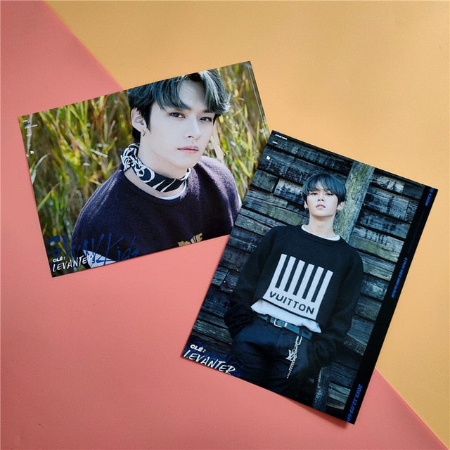 2Pcs/Set 21*30Cm Kpop Stray Kids Poster New Album Levanter Photo Self-Adhesive Hd Album Poster Sticker