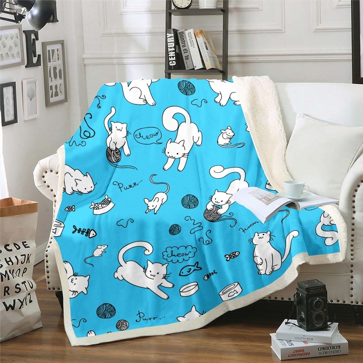 Cute Cat Sherpa Blanket Pet Cats Pattern Fleece Blanket Cartoon Kitten Print Throw Blanket for Couch Bed Sofa Blue White Animal Theme Fuzzy Blanket Ultra Soft Room Decor