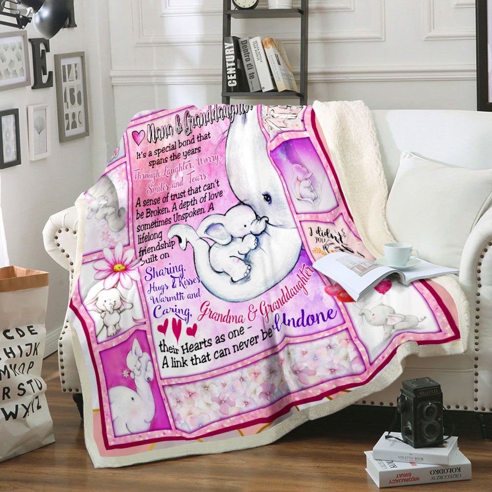 Nana And Granddaughter Elephant Sofa Throw Blanket