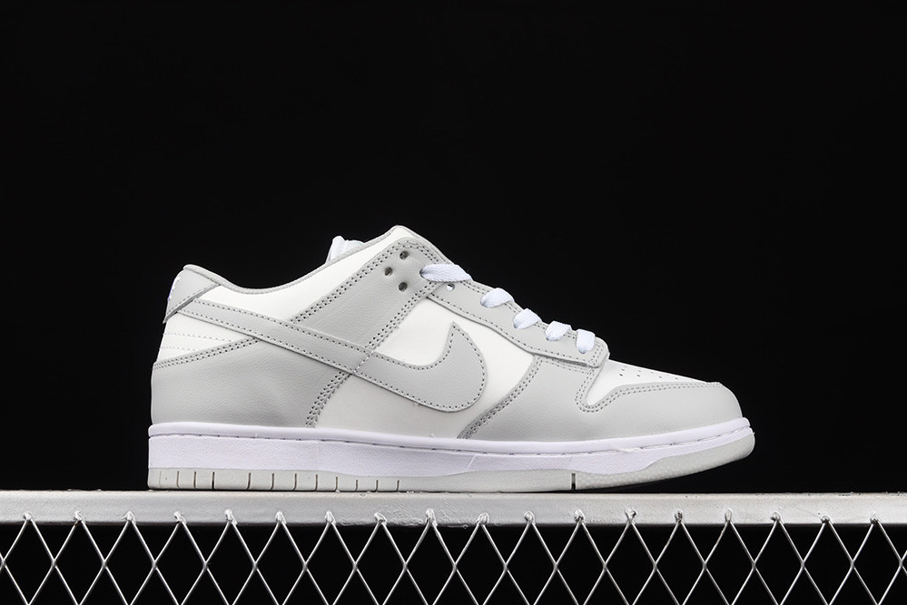 Nike WMNS Dunk Low ‘Photon Dust’ Skate Shoes PR-196450