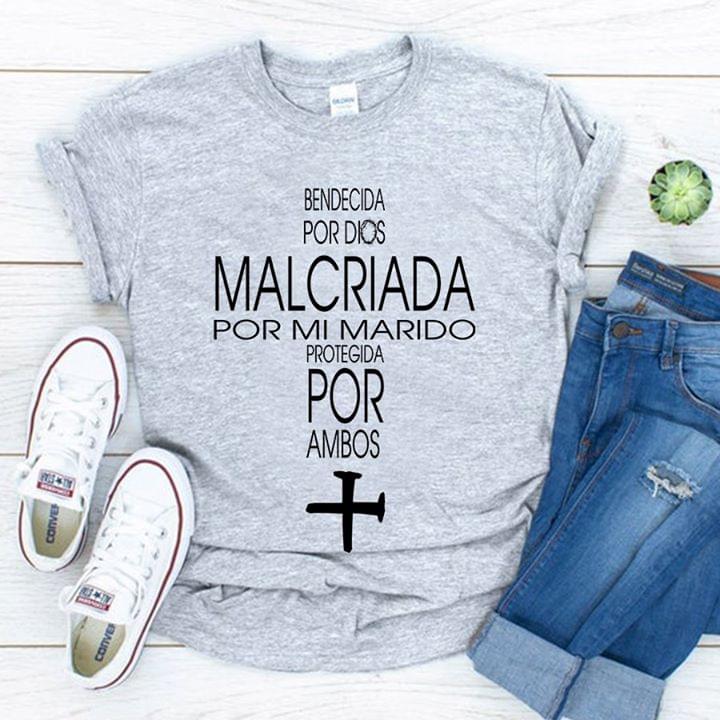 Bendecida Por Dios Malcriada Por Mi Marido Protegida Por Ambos Standard Men T-shirt