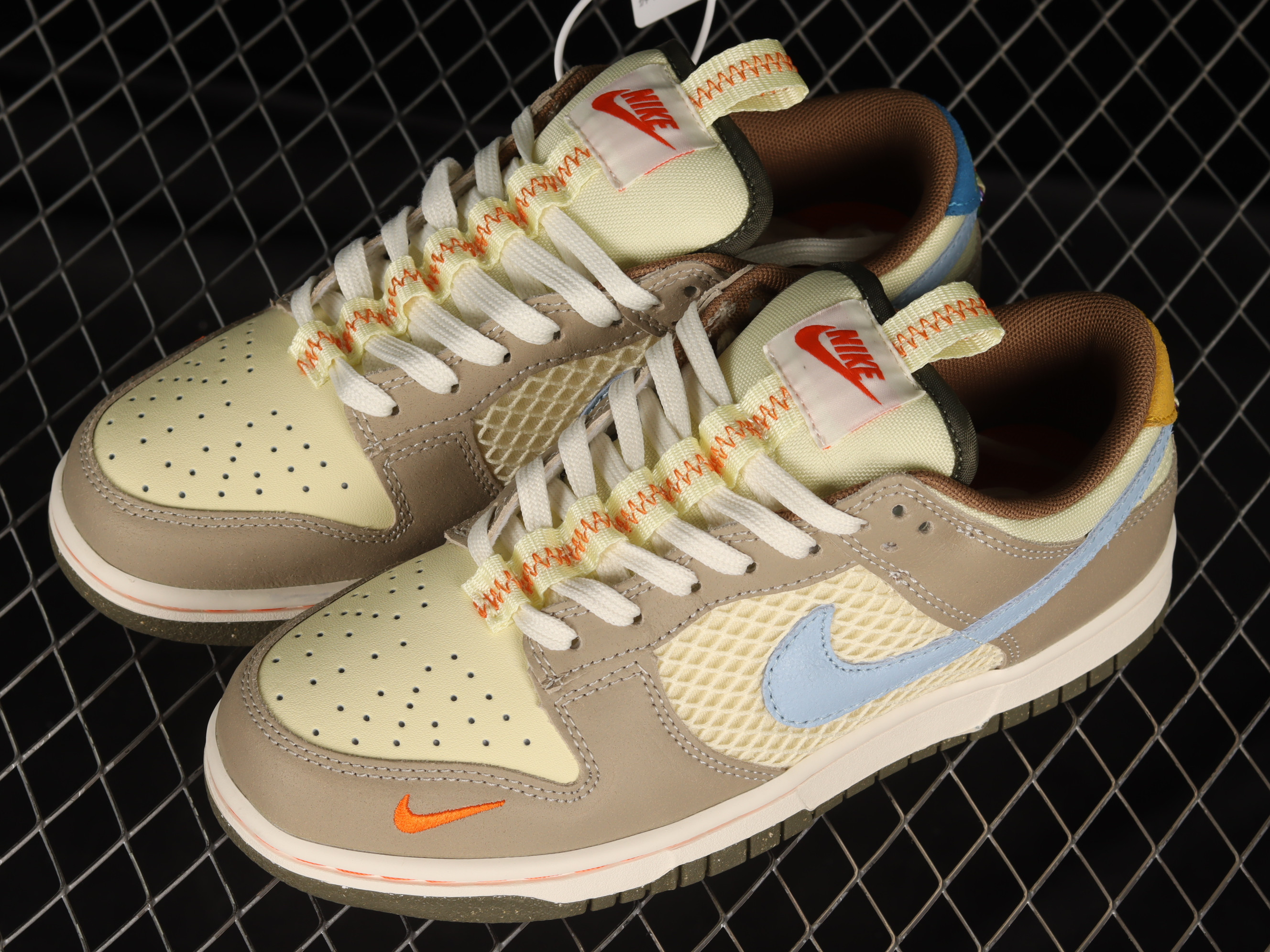 Nike Dunk Low Utility Cartoon Shoes Sneakers SNK391285396