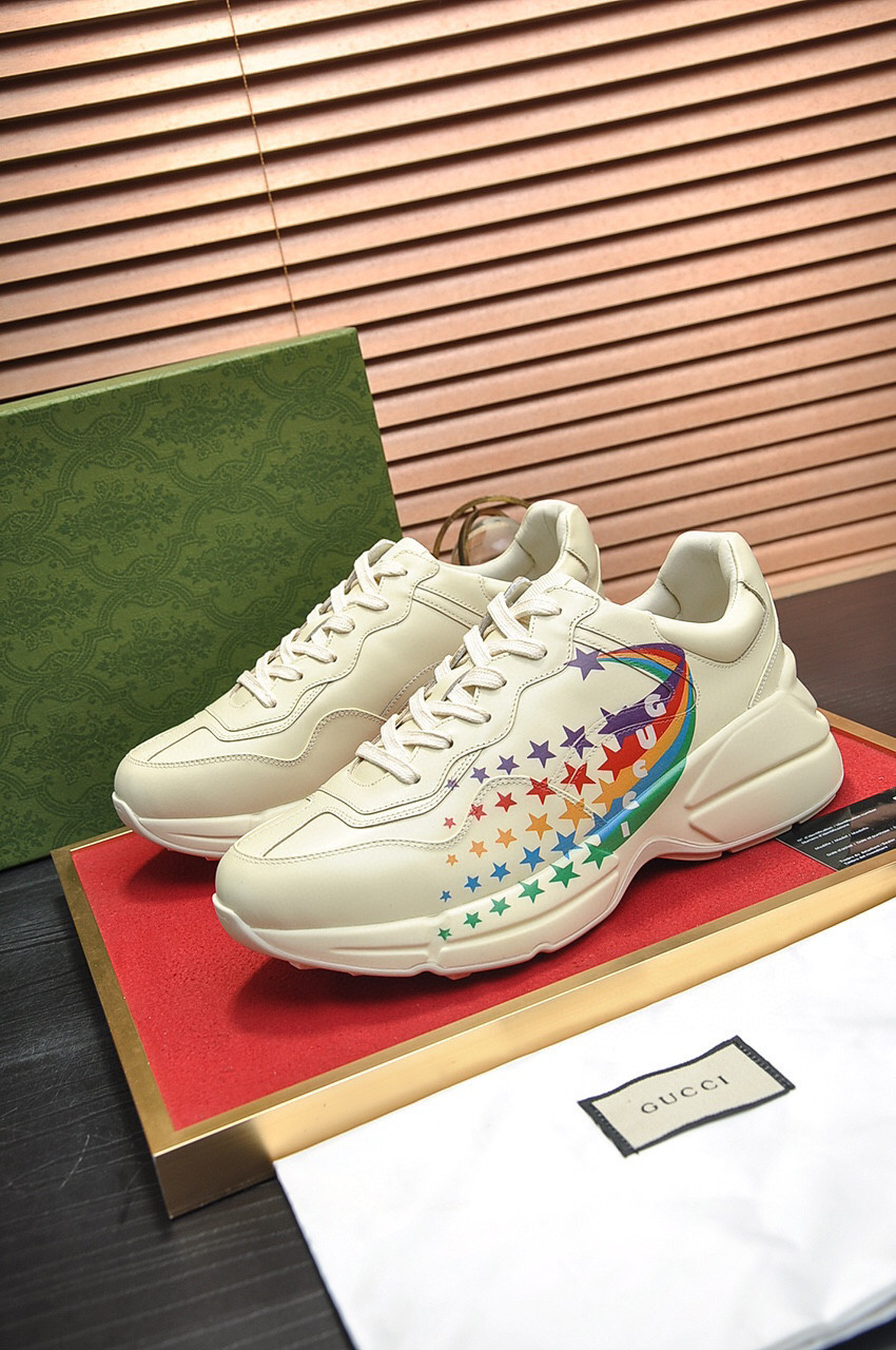 Gucci Rhyton Rainbow Stars Print Leather Sneaker SNK399743361