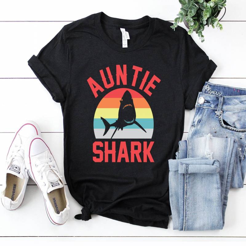 Crushtee Auntie Shark T Shirt, Auntie To Be Shirt, New Auntie Gift, New Auntie Shirt, Funny Auntie Shirt, Auntie Shark Shirt, Gift for Aunt