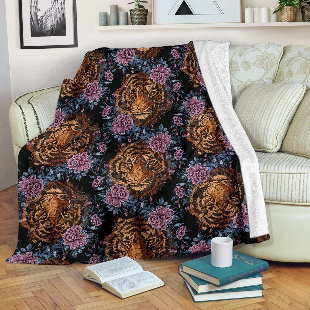 Wild Life Tiger Head Floral Black Fleece Blanket