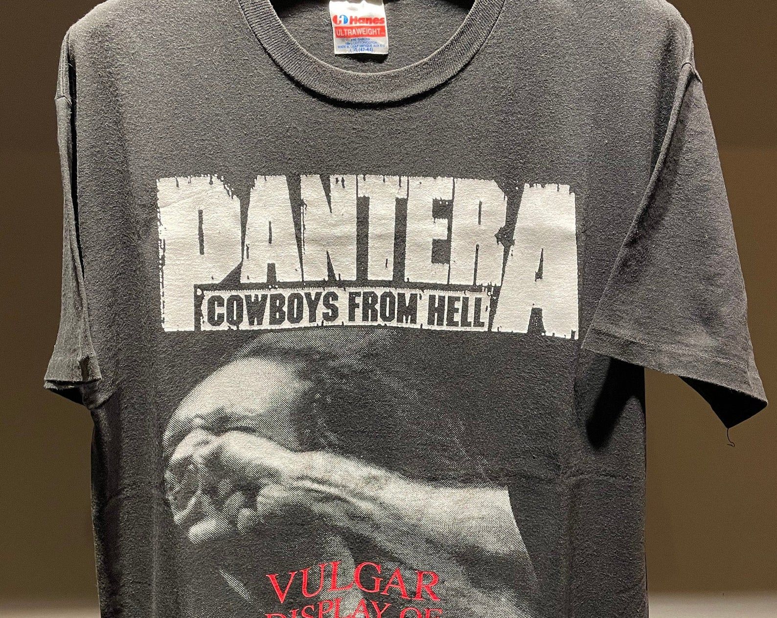 Vintage 1992 Pantera Vulgar Display Of Power T-Shirt Black Sabbath Pink ...